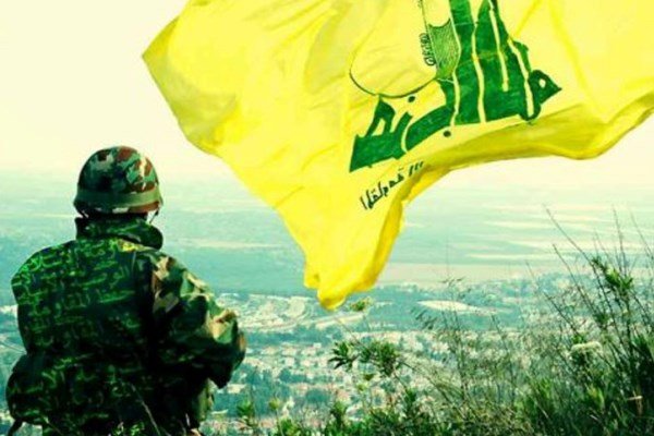 حزب الله رزمنده اسیر خود را از دست داعش آزاد کرد
