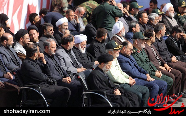 مراسم تشییع شهید محسن حججی در میدان امام حسین(2)
