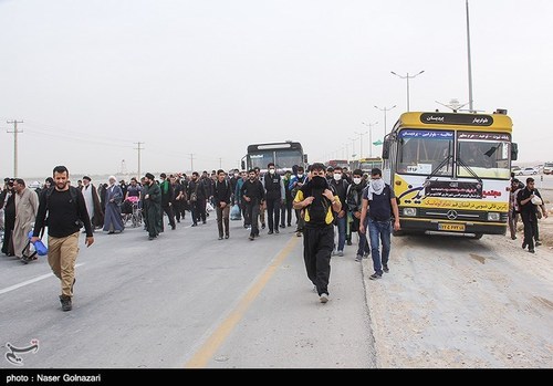 ترافیک مسیرهای منتهی به مهران و پایانه مرزی + عکس
