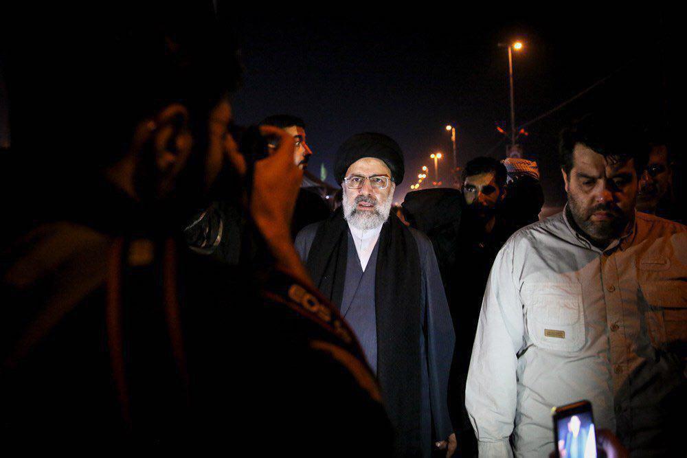 حجت الاسلام رئیسی در پیاده روی اربعین حسینی + عکس