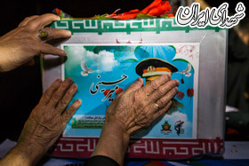 وداع با سرباز شهید سید منصور میرحسینی/ عکس