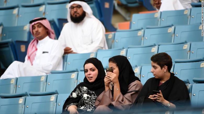 ورود زنان سعودی به استادیوم های ورزشی آزاد شد