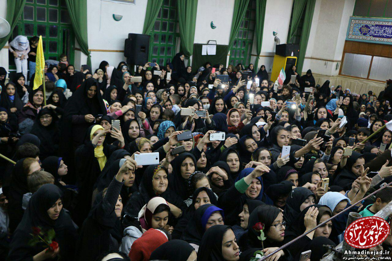 حواشی سفر محمود احمدی نژاد به مشهد + عکس
