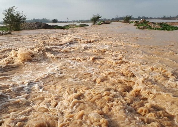 شهادت یک مرزبان بر اثر سیلاب در میرجاوه