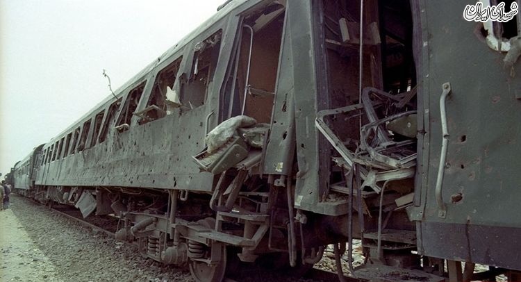عکس/ ۳۲سال پیش حمله رژیم صدام به قطار مسافربری خوزستان