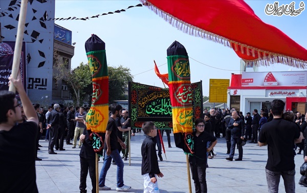 عکس/ عزاداران حسینی در میدان امام حسین(ع)