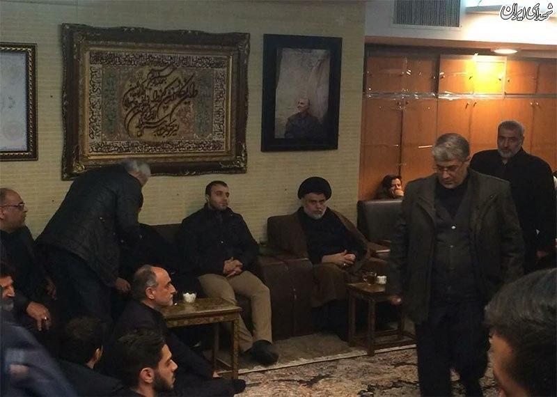 عکس/ حضور مقتدی صدر در منزل سپهبد سلیمانی