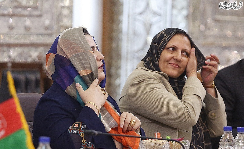 عکس/ حجاب زنان افغان در دیدار با لاریجانی