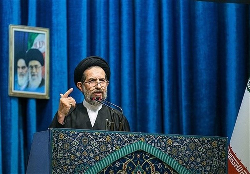 انقلاب اسلامی تداوم راه حضرت ابراهیم است/ ابهت آمریکا با سقوط پهپادش فرو ریخت