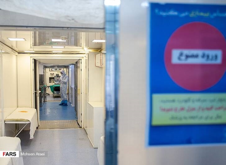 عکس/ بازدید لاریجانی از بیمارستان صحرایی سپاه