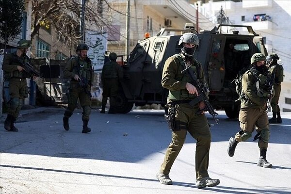 نظامیان صهیونیست ۹ فلسطینی را در کرانه باختری بازداشت کردند