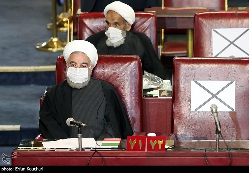عکس/ حضور روحانی در یک جلسه رسمی