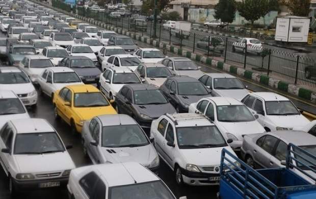 ترافیک سنگین در اکثر معابر تهران