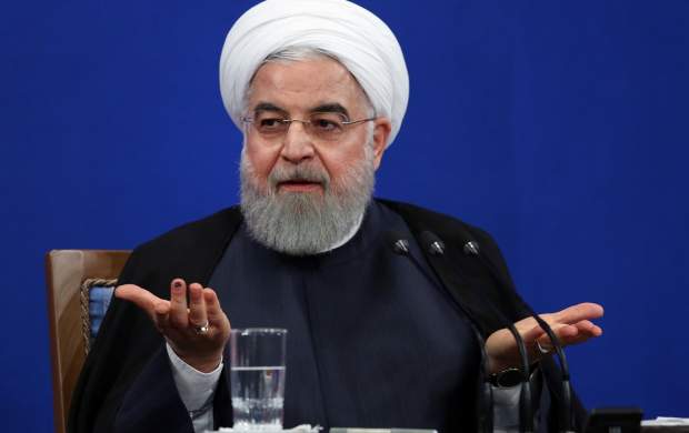 روحانی: مشکل بورس به خاطر سیاسی شدن است
