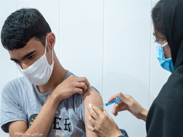 واکسیناسیون کرونا برای دانش آموزان اختیاری است