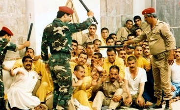فریاد «یا خمینی» توسط توابین عراقی اسیر بعثی‌ها