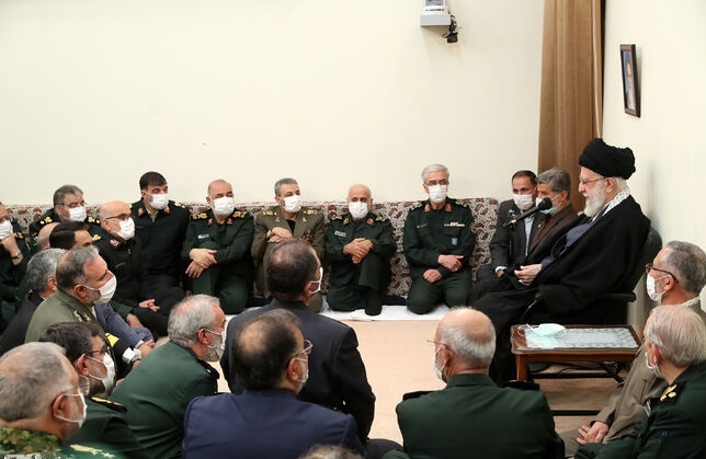 اگر عقلایی عمل شود، به شکست کشاندن محاسبات دشمن امکانپذیر است/در هیچ مرحلهای نباید از مکر و طراحی دشمنان غافل شد اگر عقلایی عمل شود، به شکست کشاندن محاسبات دشمن امکانپذیر است/در هیچ مرحلهای نباید از مکر و طراحی دشمنان غافل شد