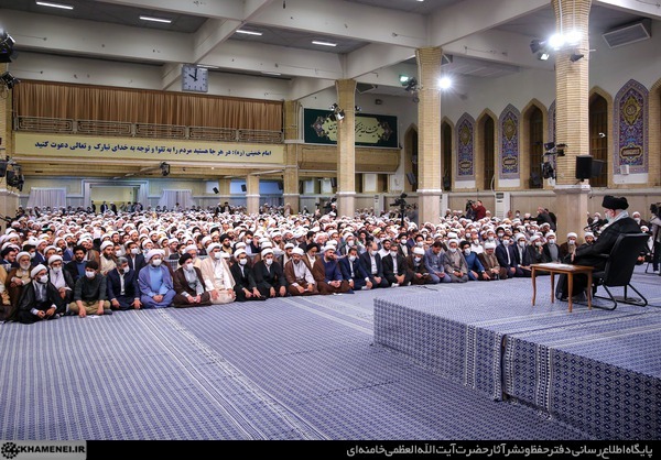 دیدار جمعی از مبلغان و طلاب حوزههای علمیه سراسر کشور دیدار جمعی از مبلغان و طلاب حوزههای علمیه سراسر کشور