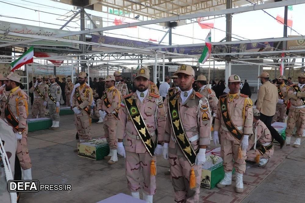 ورود پیکر ۳۴ شهید گمنام از مرز مهران به کشور+تصاویر