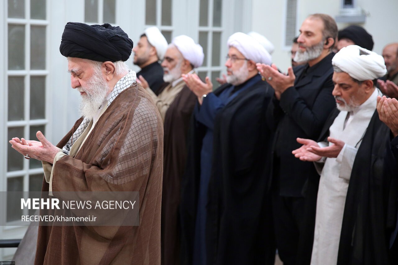 دیدار دست‌اندرکاران همایش حضرت جعفربن‌ابی‌طالب (ع) با رهبر انقلاب