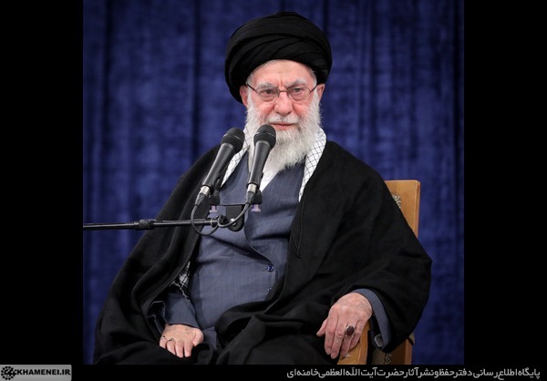 دیدار خانواده شهدای اقتدار با رهبر انقلاب در روز میلاد امیرالمومنین علیه&zwnj;السلام