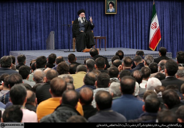 دیدار خانواده شهدای اقتدار با رهبر انقلاب در روز میلاد امیرالمومنین علیه&zwnj;السلام