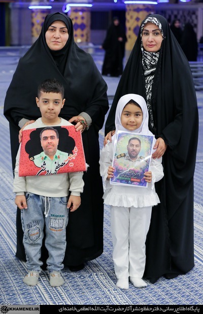دیدار خانواده شهدای اقتدار با رهبر انقلاب در روز میلاد امیرالمومنین علیه&zwnj;السلام