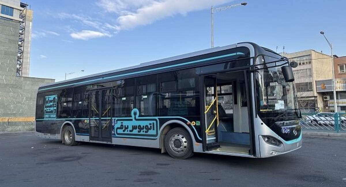 بارگیری ۵۰ اتوبوس برقی از چین به تهران