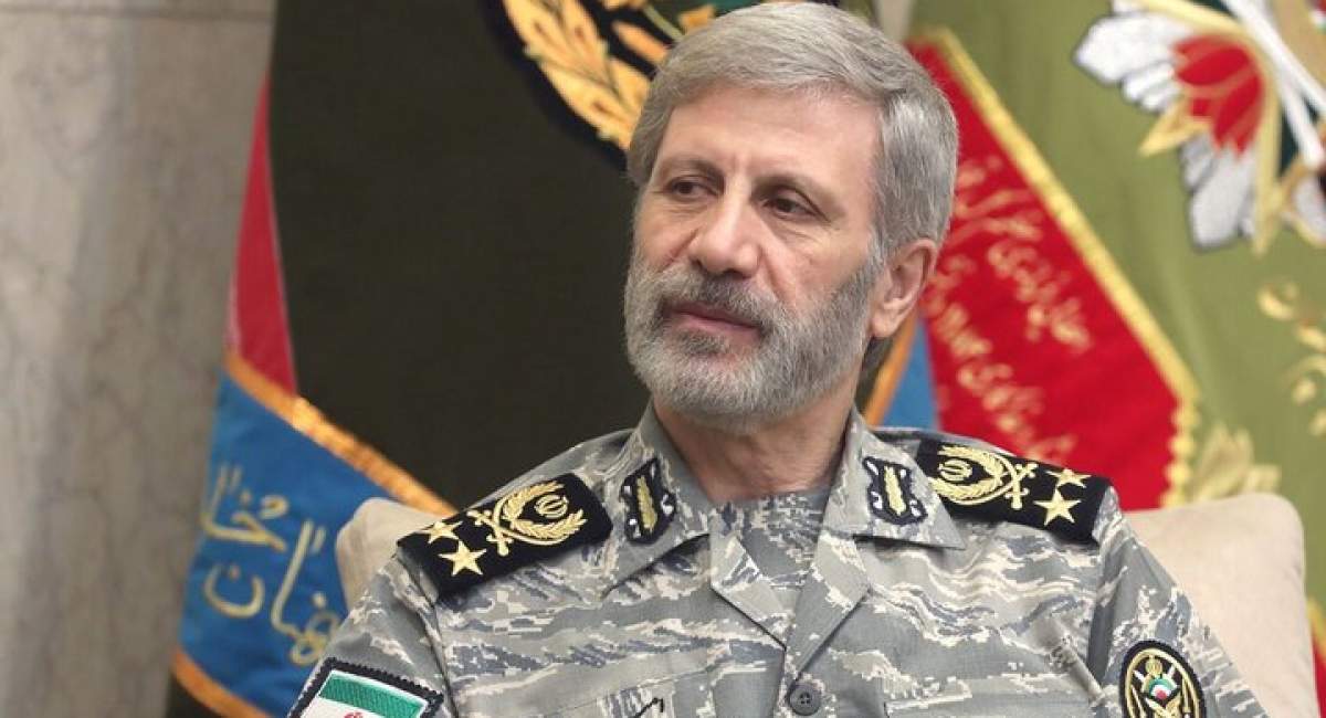 فرمانده کل ارتش از عملکرد رسانه ملی تمجید کرد