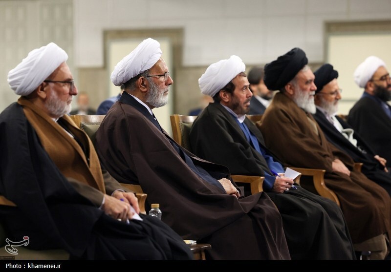 دیدار اعضای ستاد برگزاری کنگره بزرگداشت آیت&zwnj;الله سید محمدهادی میلانی با رهبر معظم انقلاب