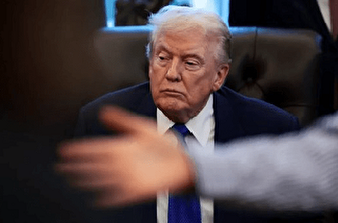 میانجی‌گران منطقه چه گفتند که تصمیم ترامپ تغییر یافت؟