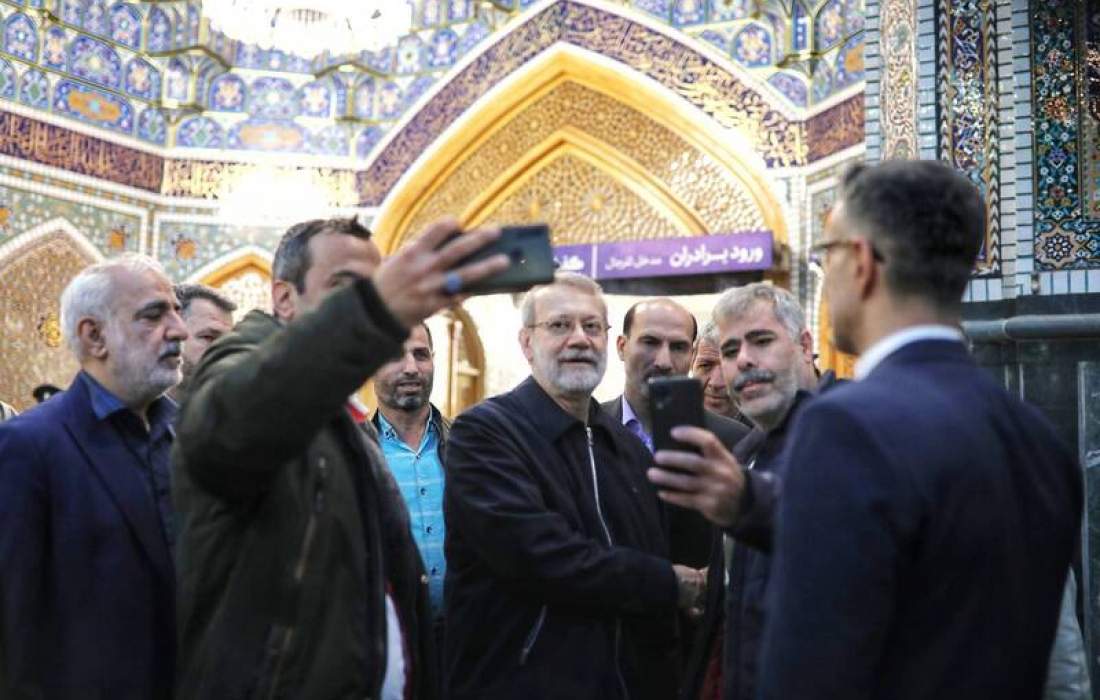 حضور علی لاریجانی در حرم مطهر امام رضا(ع)