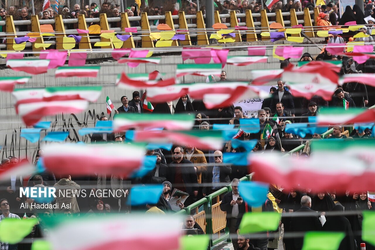 راهپیمایی ۲۲ بهمن در تهران