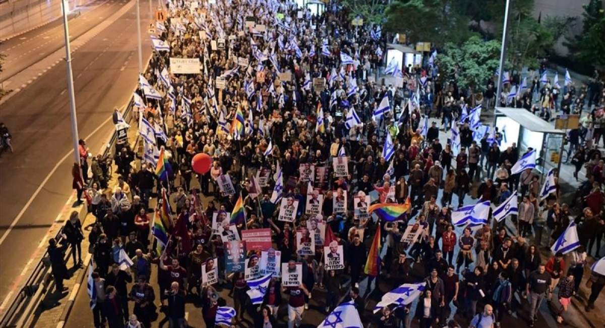 تظاهرات هزاران نفر در تلآویو علیه نتانیاهو