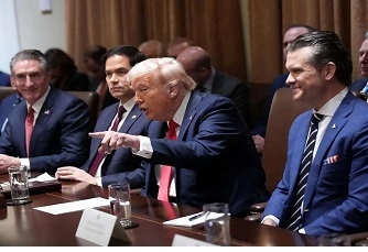 گزارش سیانان از تحرکات ارتش آمریکا در منطقه همزمان با روند مذاکرات