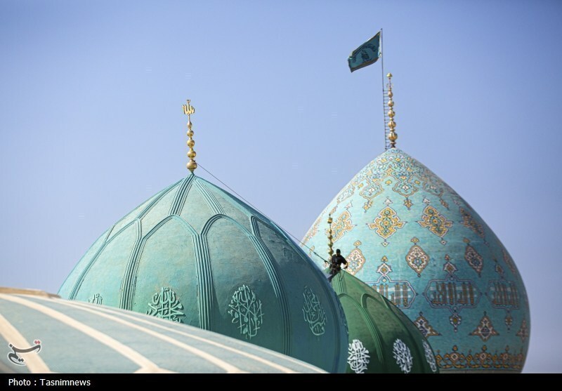 شستشوی گنبدهای مسجد مقدس جمکران