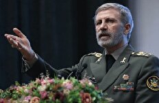 فرمانده کل ارتش برنامه دشمن را فاش کرد/ ممکن است با اشکال دیگری از توطئه دشمن مواجه شویم