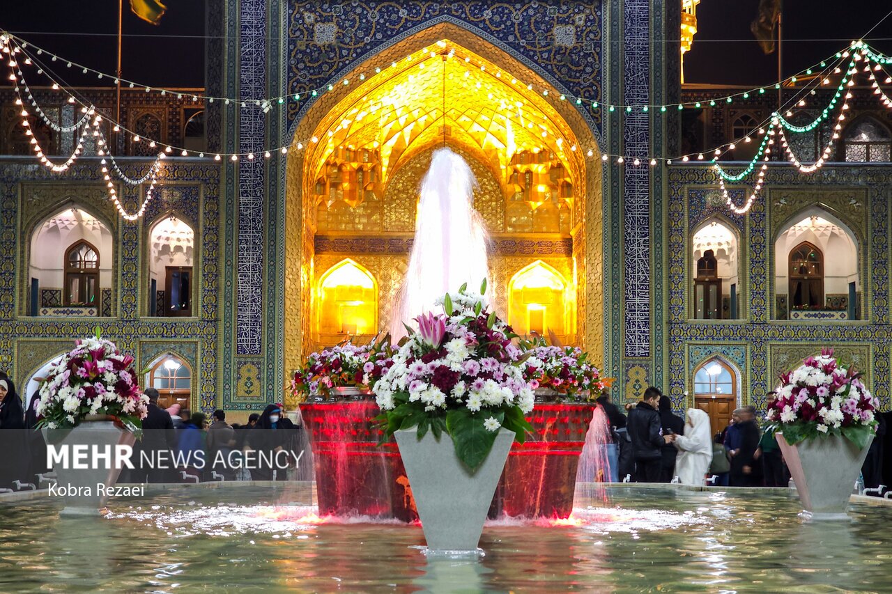 حرم مطهر امام رضا (علیه السلام) حرم مطهر امام رضا (علیه السلام)