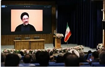 نگاهبانی از آرمان انقلاب یا پادویی برای دشمن؟!