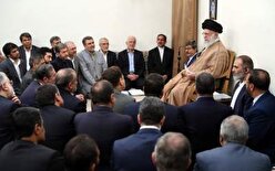 رهبرانقلاب: آقای مومنی از فرصت‌های کشور است