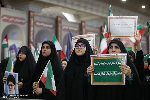 اجتماع بزرگ گرامیداشت ۱۱۰ شهید زن و کودک دفاع مقدس ۱۲ روزه تهران