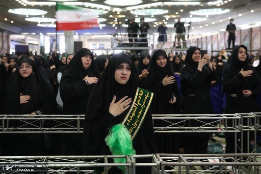اجتماع بزرگ گرامیداشت ۱۱۰ شهید زن و کودک دفاع مقدس ۱۲ روزه تهران