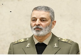 با قدرت در برابر دشمنان می‌ایستیم و از کشور دفاع می‌کنیم