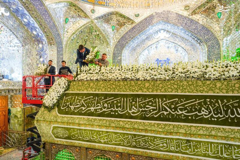 گل آرایی حرم مولا علی به مناسبت ۱۷ ربیع +تصاویر