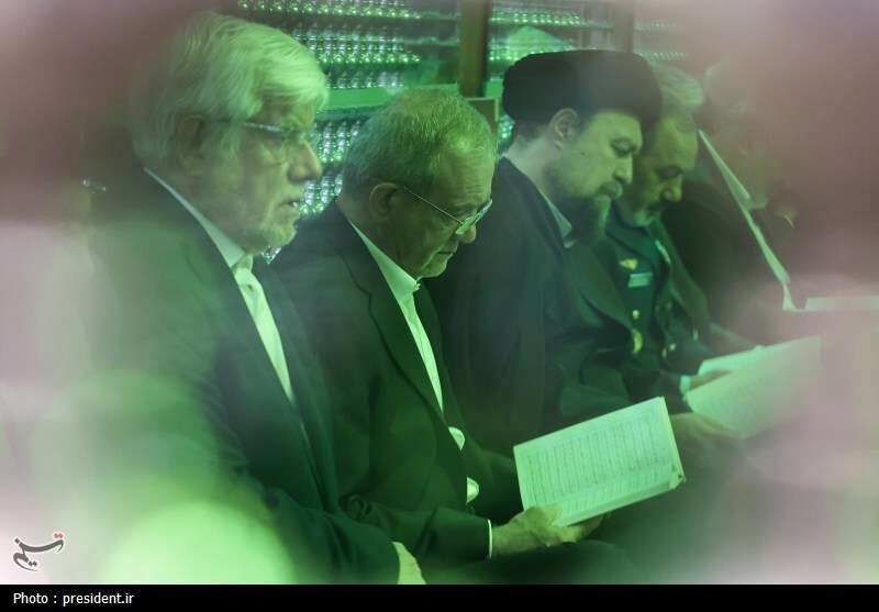 تجدید میثاق رئیس جمهور و اعضای هیئت دولت چهاردهم با آرمان‌های امام راحل