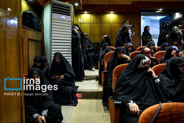 تصاویر بزرگداشت شهید نصرالله در دانشگاه تهران