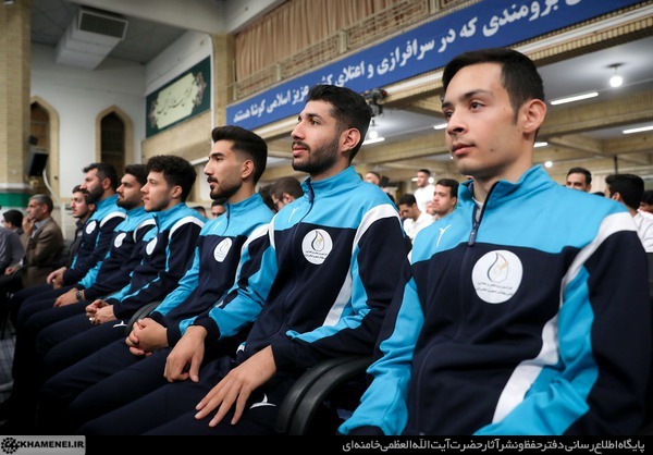 دیدار قهرمانان و مدال‌آوران ورزشی و المپیادهای علمی جهانی