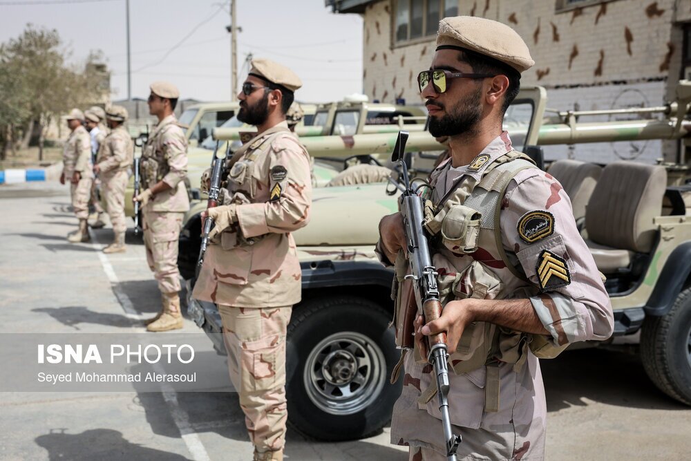 «سربازان، چشمان بیدار وطن»