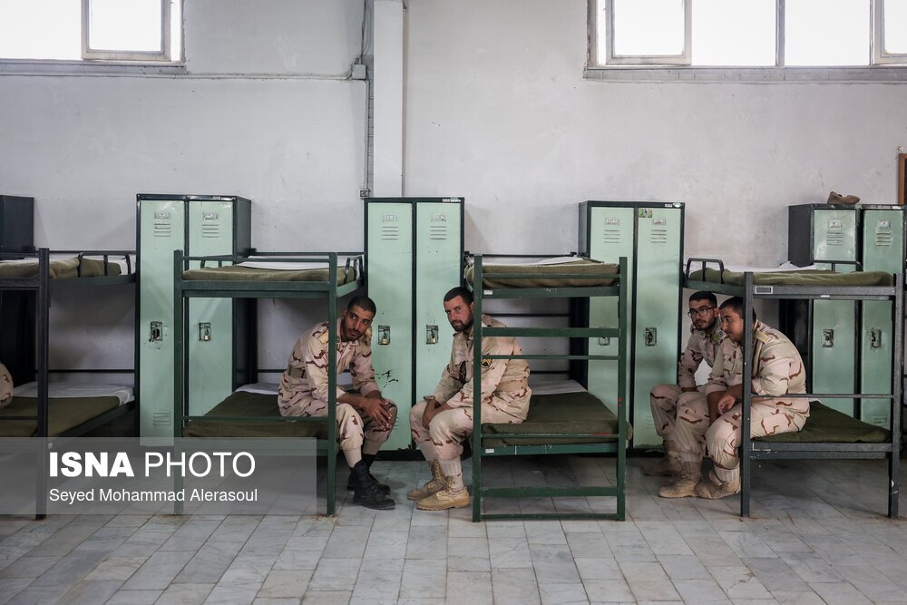 «سربازان، چشمان بیدار وطن»