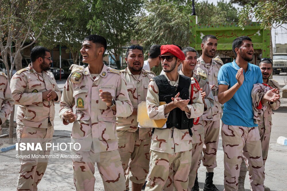 «سربازان، چشمان بیدار وطن»